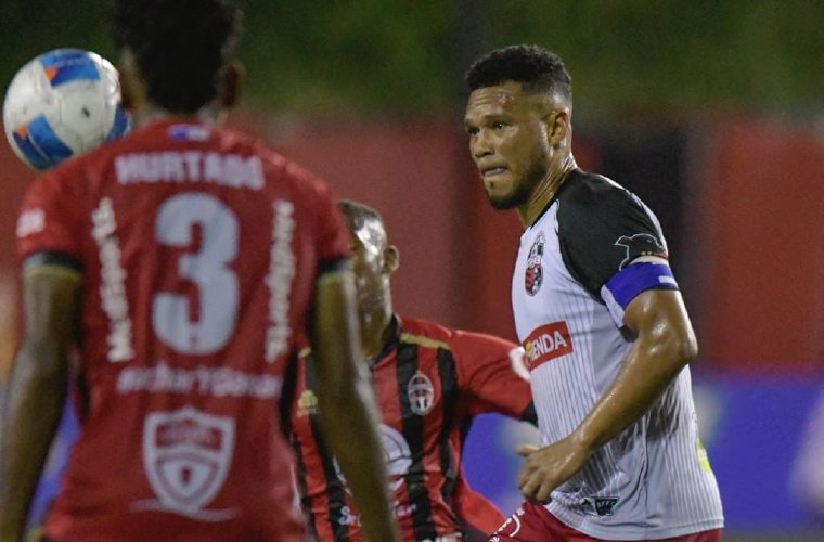 El Sanfra venció al Sporting en la fase regular.