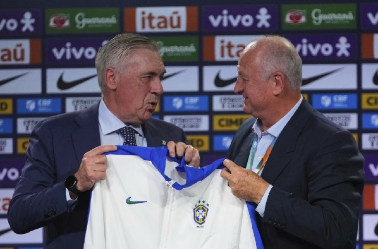 Ancelotti (izq.) y Luiz Felipe Scolari. 