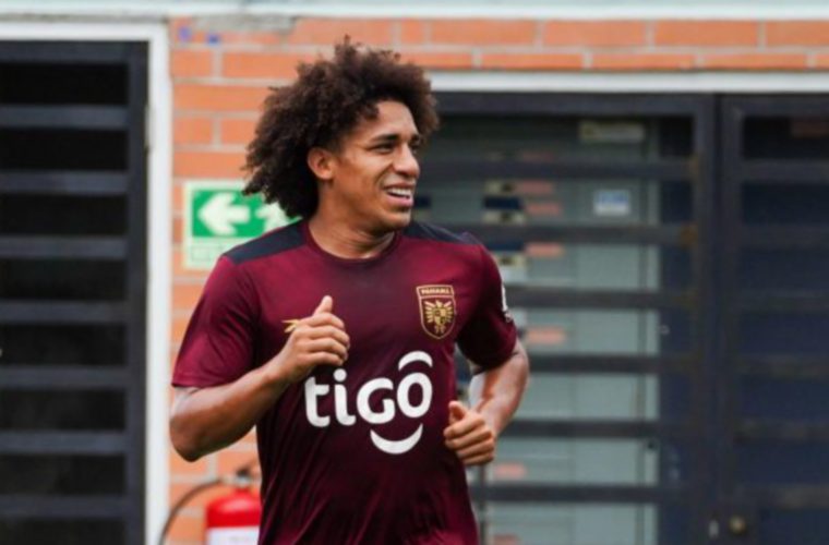 Adalberto Carrasquilla entrenando.