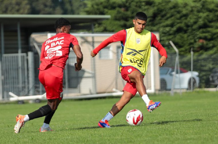 Entrenamiento de la Selección Sub-20 de Fútbol de Panamá con miras a su encuentro de mañana viernes ante la República Democrática del Congo.