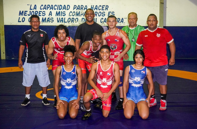 La Selección U-17 de Lucha de Panamá está lista para representar a Panamá en el campeonato Panamericano que se realizará en la ciudad de Río de Janeiro, Brasil.