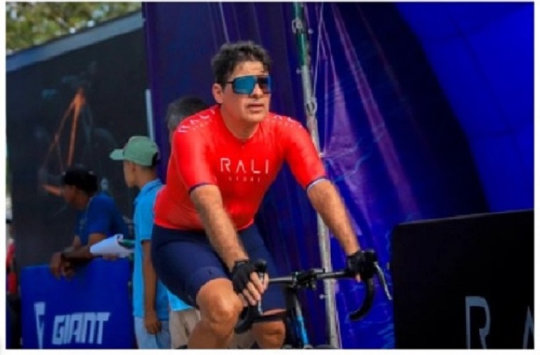 Vicente Carretero ha dedicado su vida a transformar el país a través del ciclismo. 