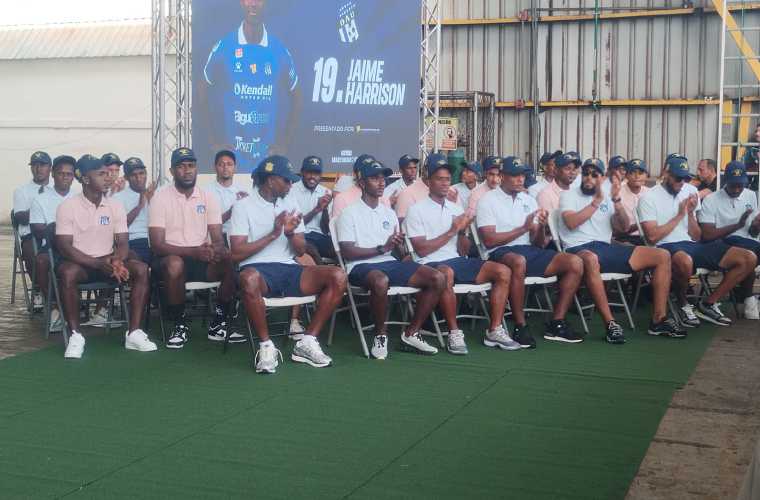 Presentación del equipo del Árabe Unido.