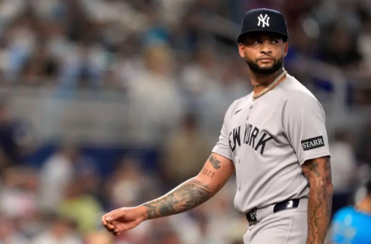 El derecho Luis Gil fue castigado ayer por los Marlins.