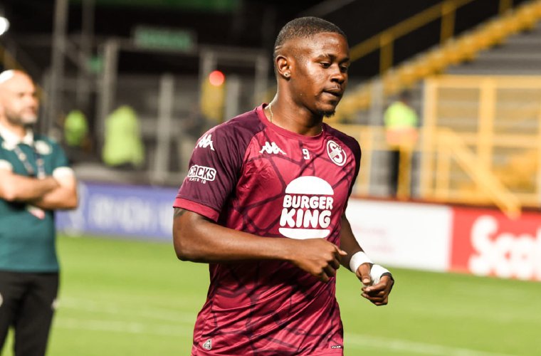 Gustavo Herrera, delantero panameño.