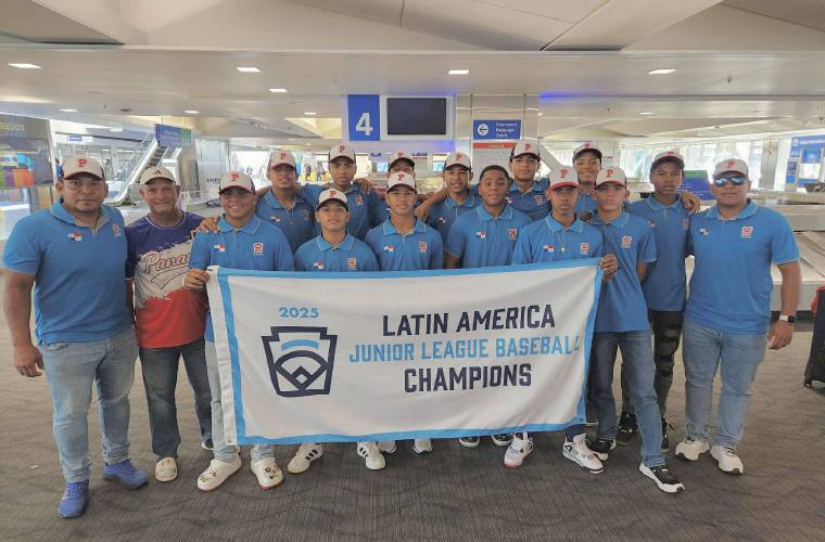El equipo de Panamá, campeón latinoamericano.