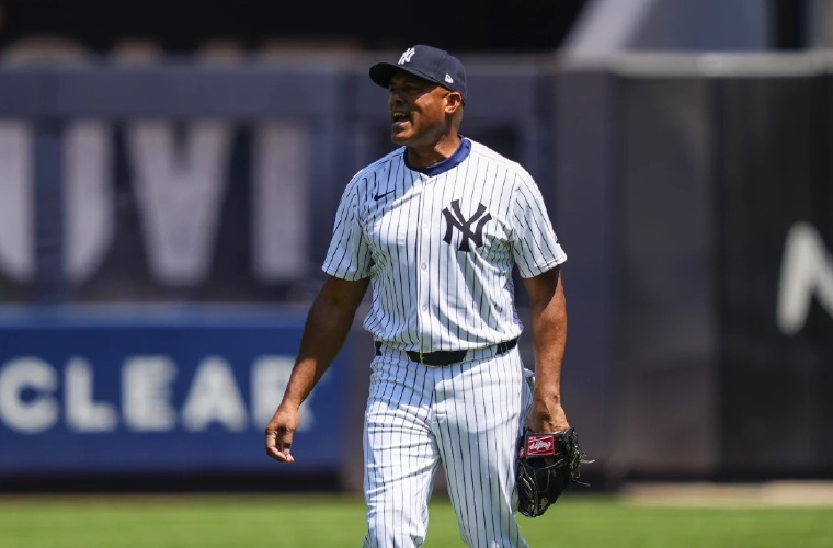 Rivera se rompió el ligamento cruzado anterior de la rodilla derecha en 2012. 