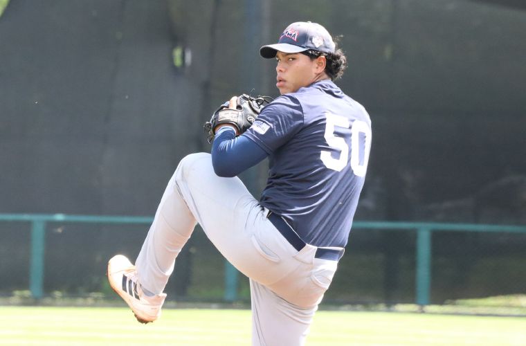 Roderick Medina es uno de los lanzadores que forma parte de la selección U-18.