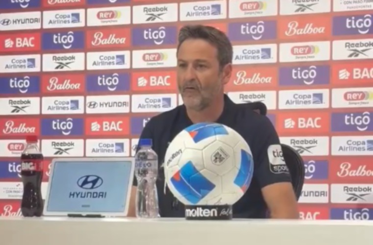 Christiansen en la conferencia.