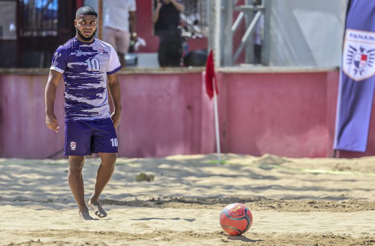 El fútbol playa será una de las modalidades.