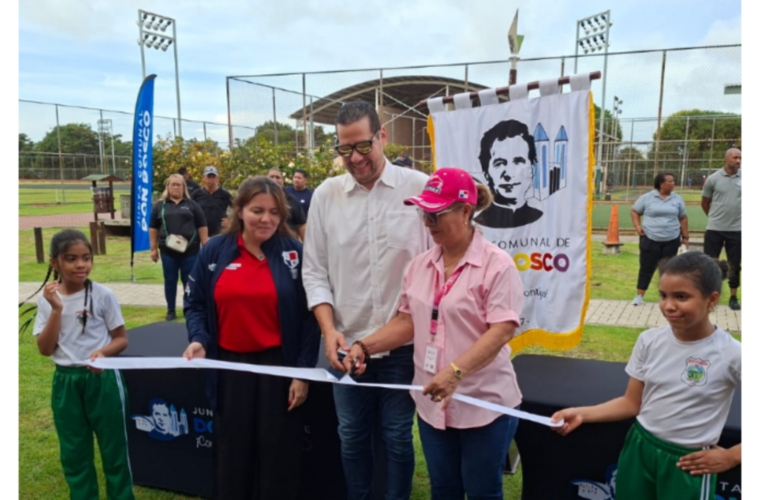Acto inaugural de los Juegos Deportivos Estudiantiles de Don Bosco..
