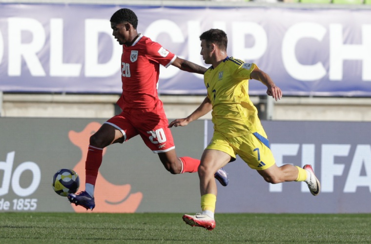 Anthony Herbert en acción durante el encuentro que sostuvo la Selección de Panamá ante Ucrania el pasado martes en el Mundial Sub-20 de Fútbol.