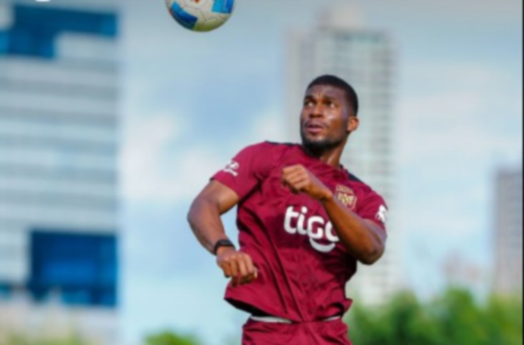 Azarías Londoño en el entrenamiento.
