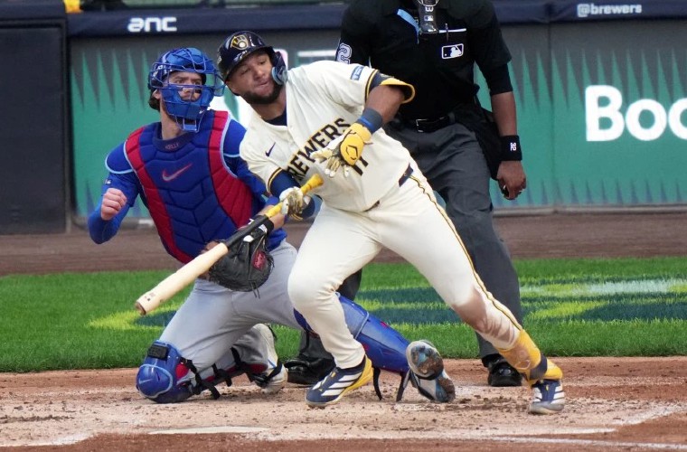 Primer juego de Cerveceros vs Cachorros.