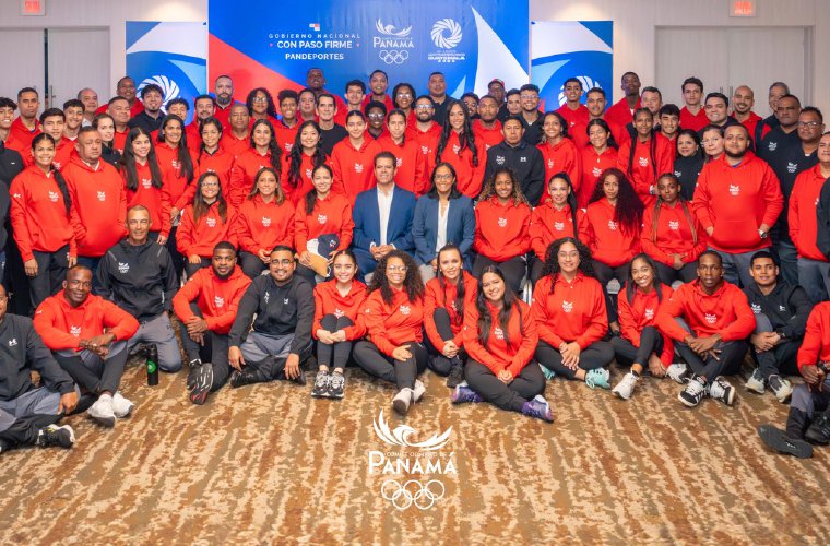 Parte de la delegación panameña.