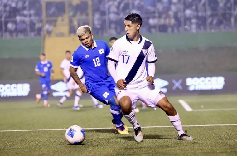 El Salvador derrotó 1-0 a Guatemala en la primera fecha de la fase final de la Eliminatoria Mundialista de Concacaf, en un encuentro celebrado en el Estadio Cementos Progreso de la Ciudad de Guatemala.