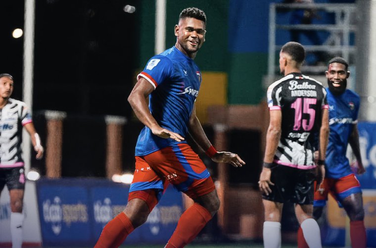 Plaza Amador venció al Tauro 3-1 en el primer juego realizado el 26 de julio.