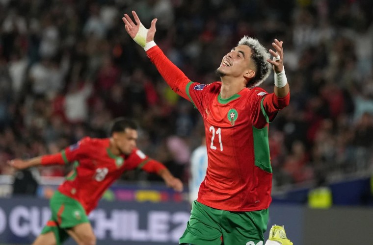 Yassir Zabiri celebra uno de sus goles.