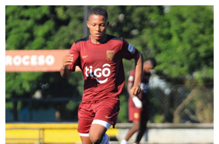 Práctica de ayer domingo de la Selección sub-17 de Fútbol de Panamá.