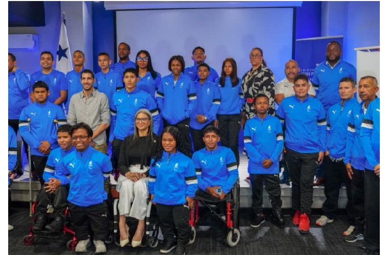 Ayer se dio la presentación oficial de la delegación de Panamá para los juegos regionales deportivos.
