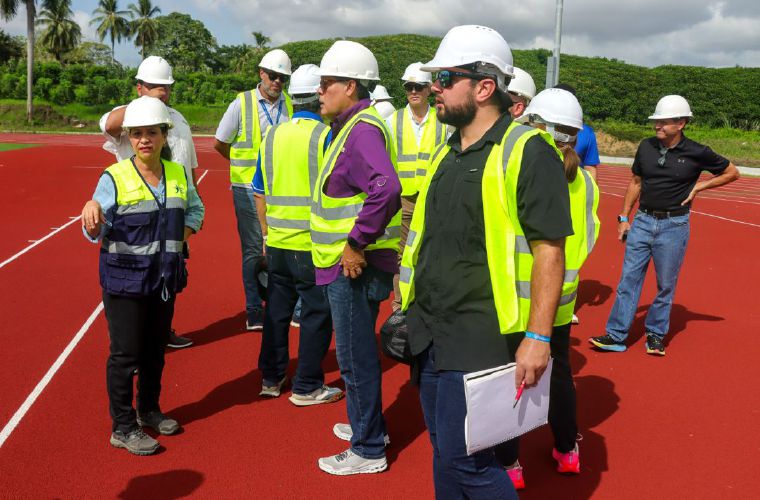 La inspección se realizó en varias instalaciones deportivas.