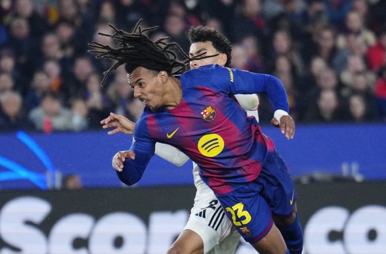 Koundé fue clave en el triunfo del Barcelona.