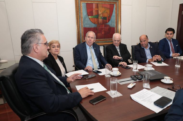 La reunión se realizó en la Presidencia.