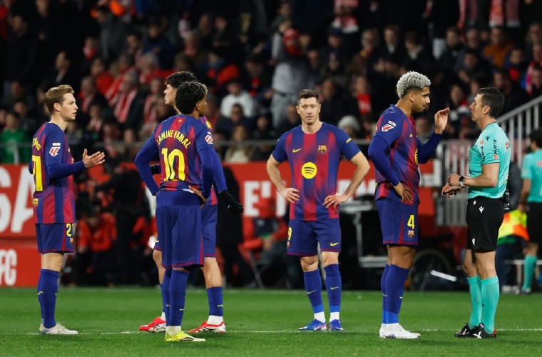 El Barça fue sorprendido por el Girona.