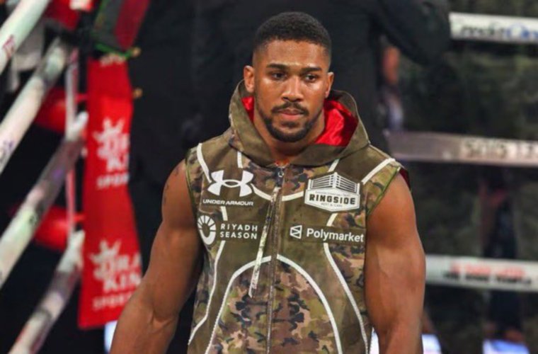 Excampeón mundial Anthony Joshua.