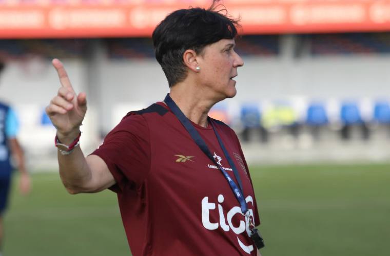 La directora técnica de Panamá, Toña Is.