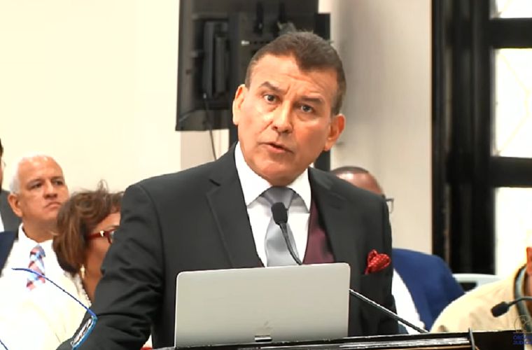 Aunque el MP pidió absolución para su defendida, Aurora Muradas, el abogado Sidney Sittón quiso dejar consignadas las fallas del proceso.