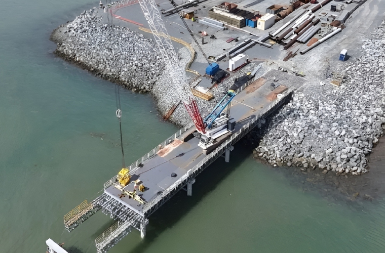 MOP: Cuarto puente sobre el Canal avanza según lo planificado 
El cuarto puente del Canal avanza sin contratiempos, con trabajos clave en fundaciones, pilares y accesos, una obra que beneficiará a casi dos millones de personas.