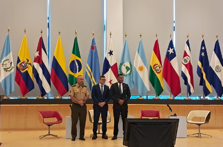 Expertos analizaron la injerencia criminal y la gobernanza extractiva 