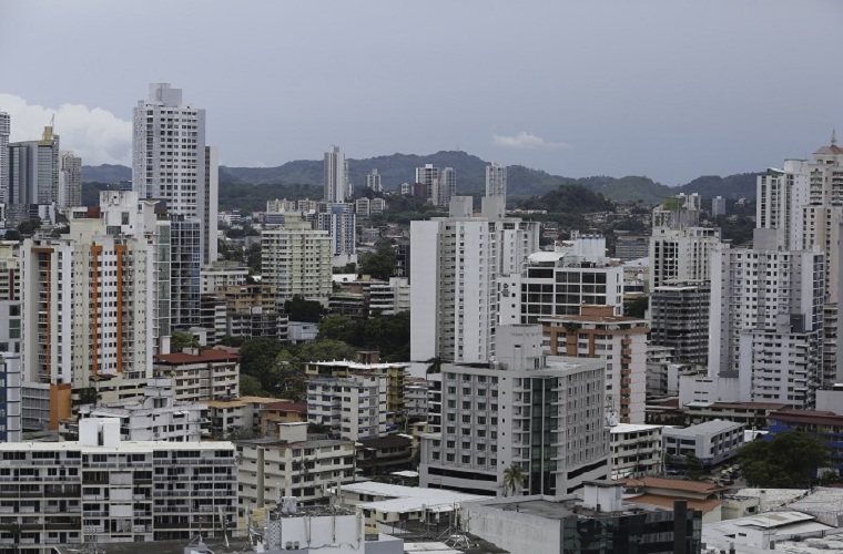 Gremios respaldan mesa técnica para reactivar el sector de la construcción 
Capac, Conep y Convivienda apoyan iniciativa legislativa que busca dinamizar el sector construcción, clave para la economía, y advierten sobre impacto del ITBI en viviendas nuevas.
