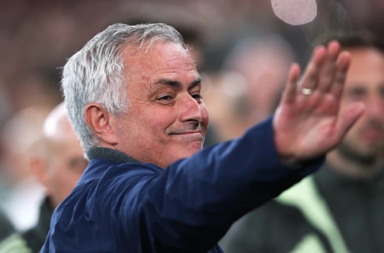 José Mourinho dirigirá al Real Madrid.