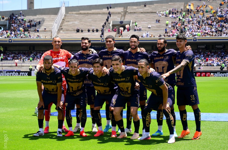 Equipo titular de Pumas de la Unam.