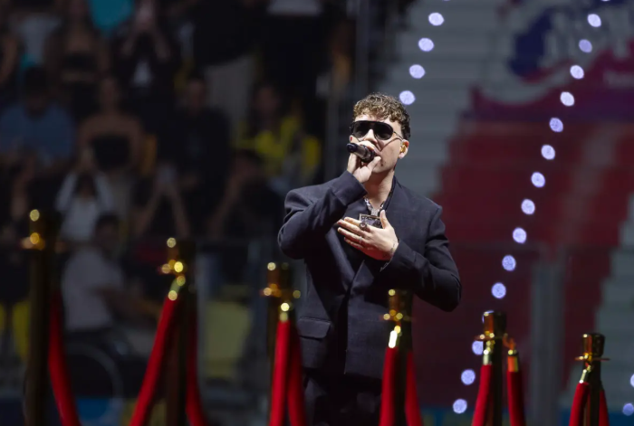 Quevedo, en el Gran Canaria Arena, durante el primer concierto del disco 'Buenas noches. Foto: EFE