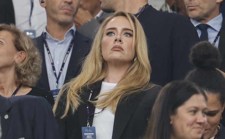 Adele, denuncia, Universal Music, canción, bloqueada, plagio