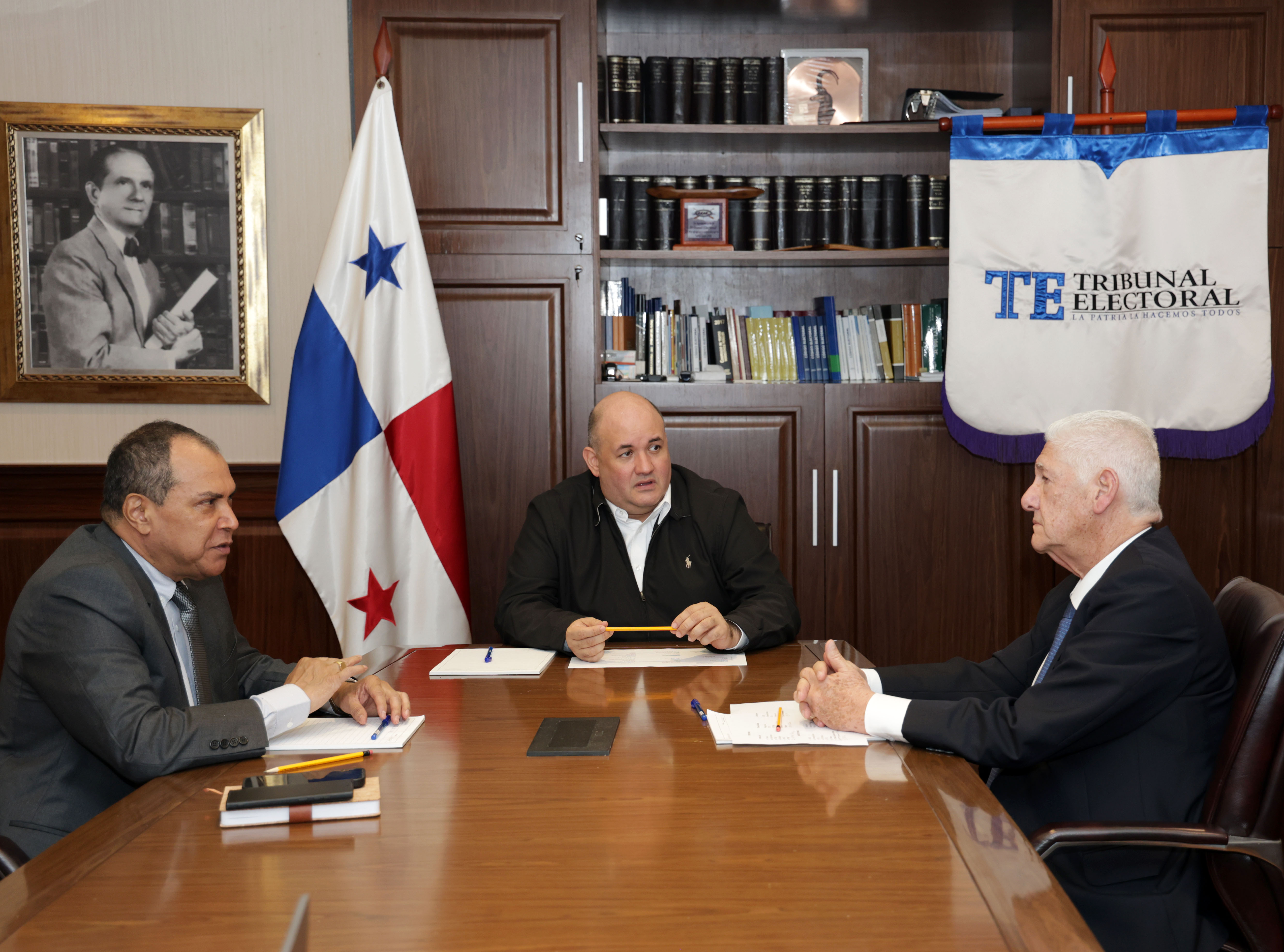 Nueva Junta Directiva del Tribunal Electoral 