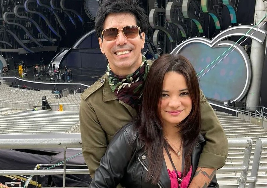 Emilio Regueira, boda, Aislinn Hartman, joven pareja, boda, febrero