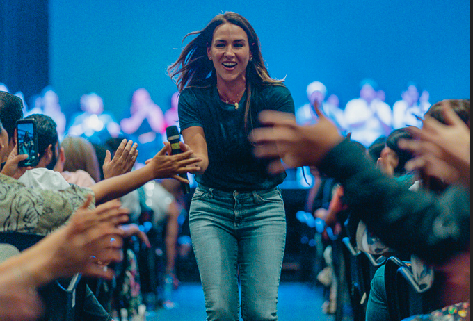 Erika de la Vega regresa a Panamá con "Puras Cosas Maravillosas". Foto: Cortesía