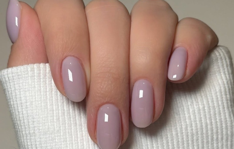 Se pueden lucir en colores nude, rosas, blancas o transparentes. Foto: Pexels