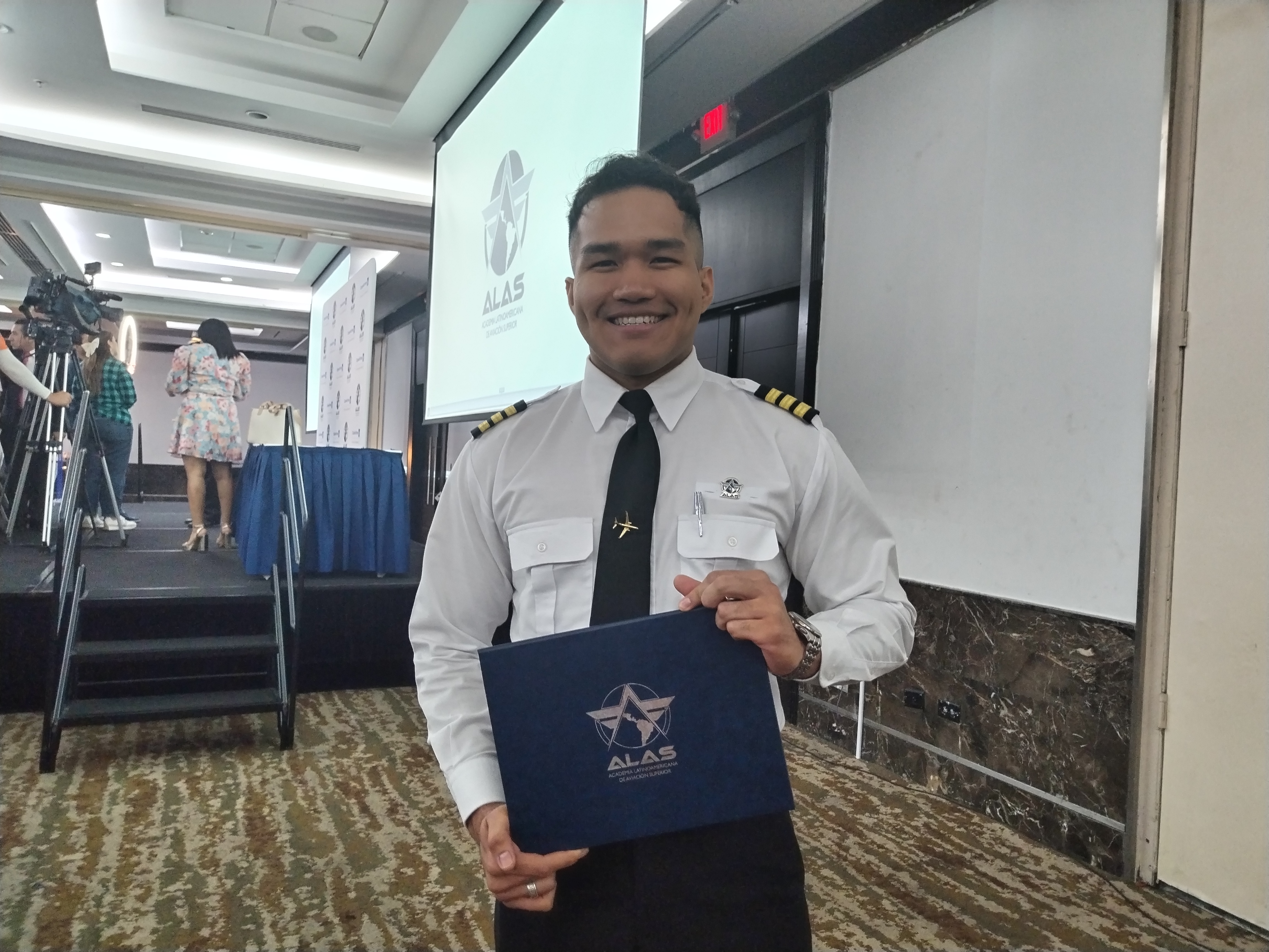 Alberto Lin, uno de los nuevos pilotos de Panamá. Foto: MC