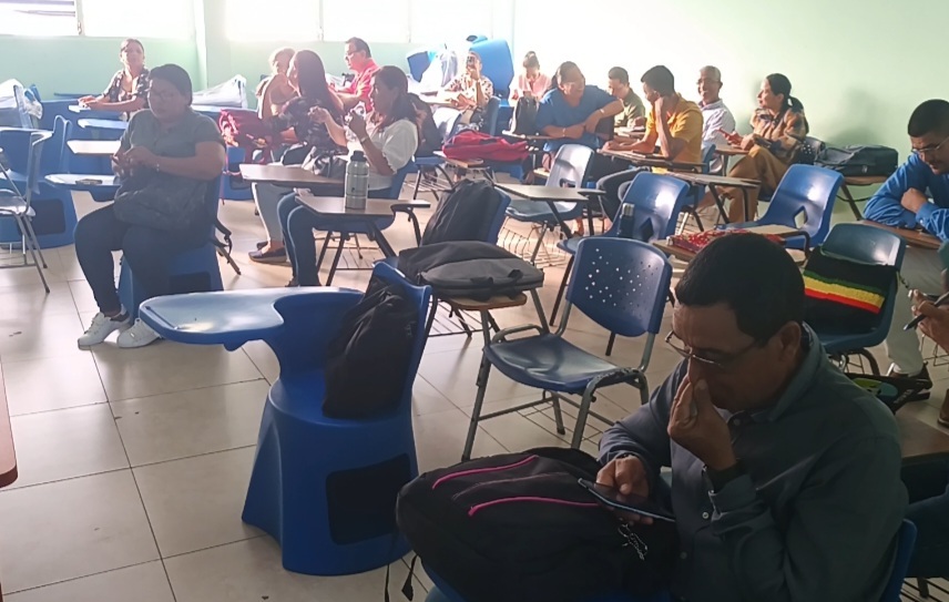 Capacitación para educadores.