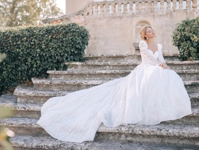 Traje de novia al estilo de Cenicienta. Foto: Disney