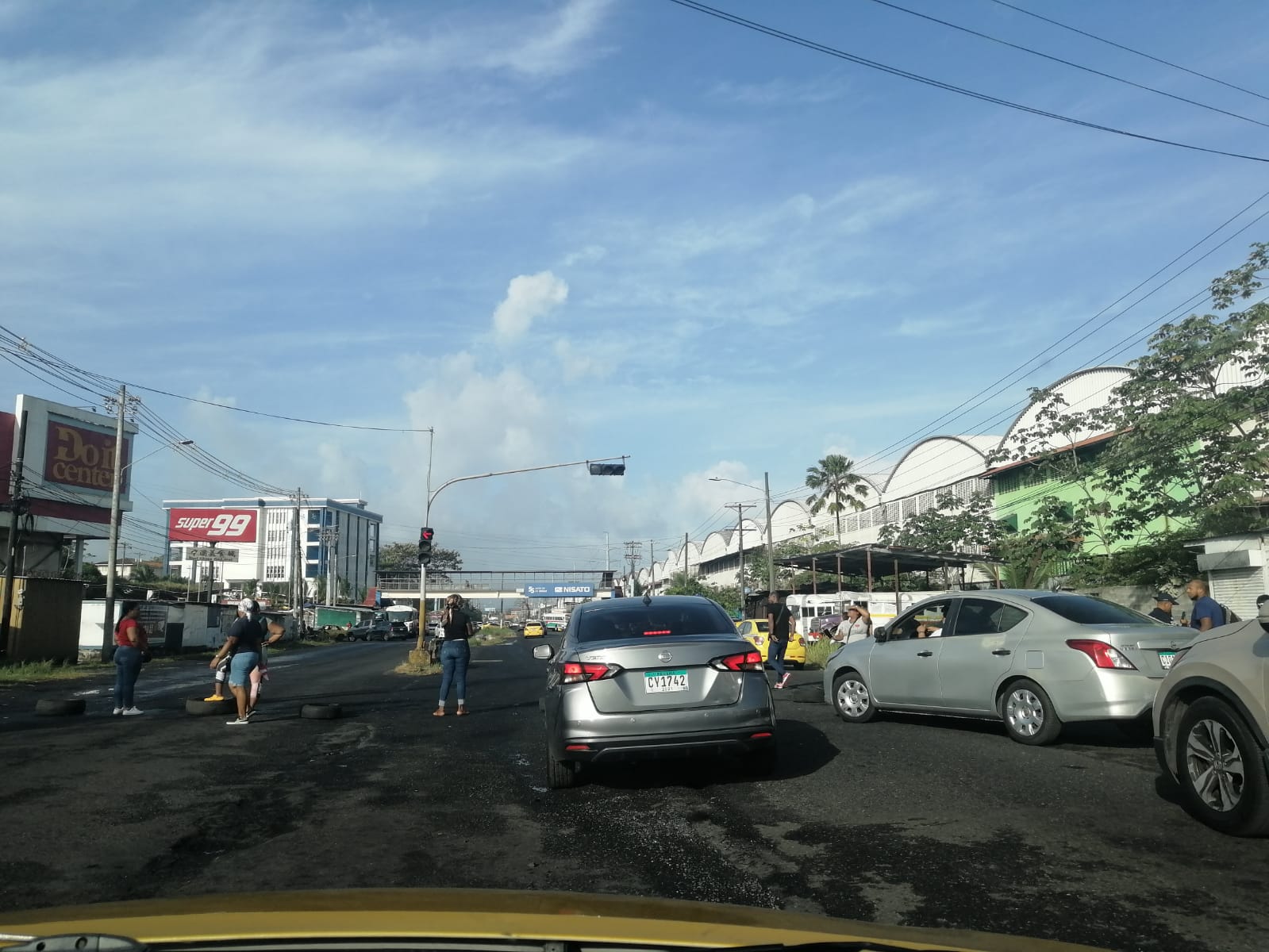 Tres cierres de importantes vías en Colón.