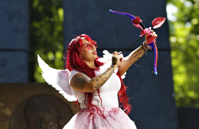 La posición número uno la ocupa la canción "Contigo aprendí" de Armando Manzanero. Foto: Pexels