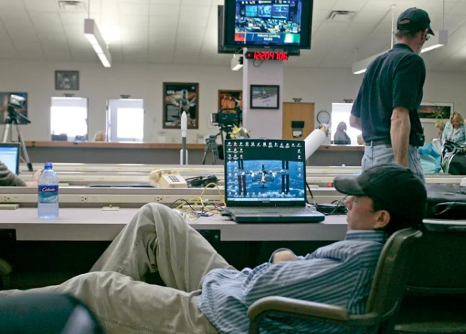Foto Ilustrativa de un trabajador durmiendo. Foto: EFE