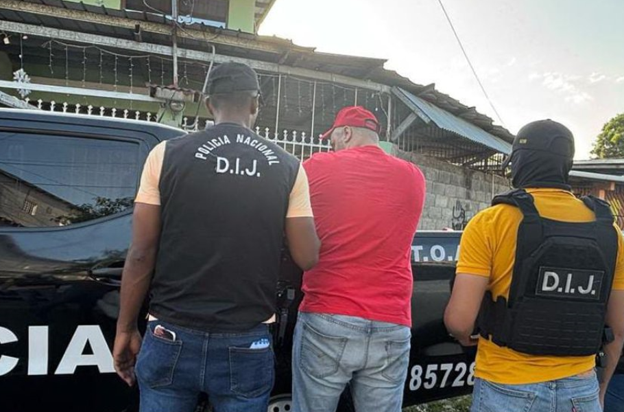 Momento de la detención en Parque Lefevre. Foto: Cortesía