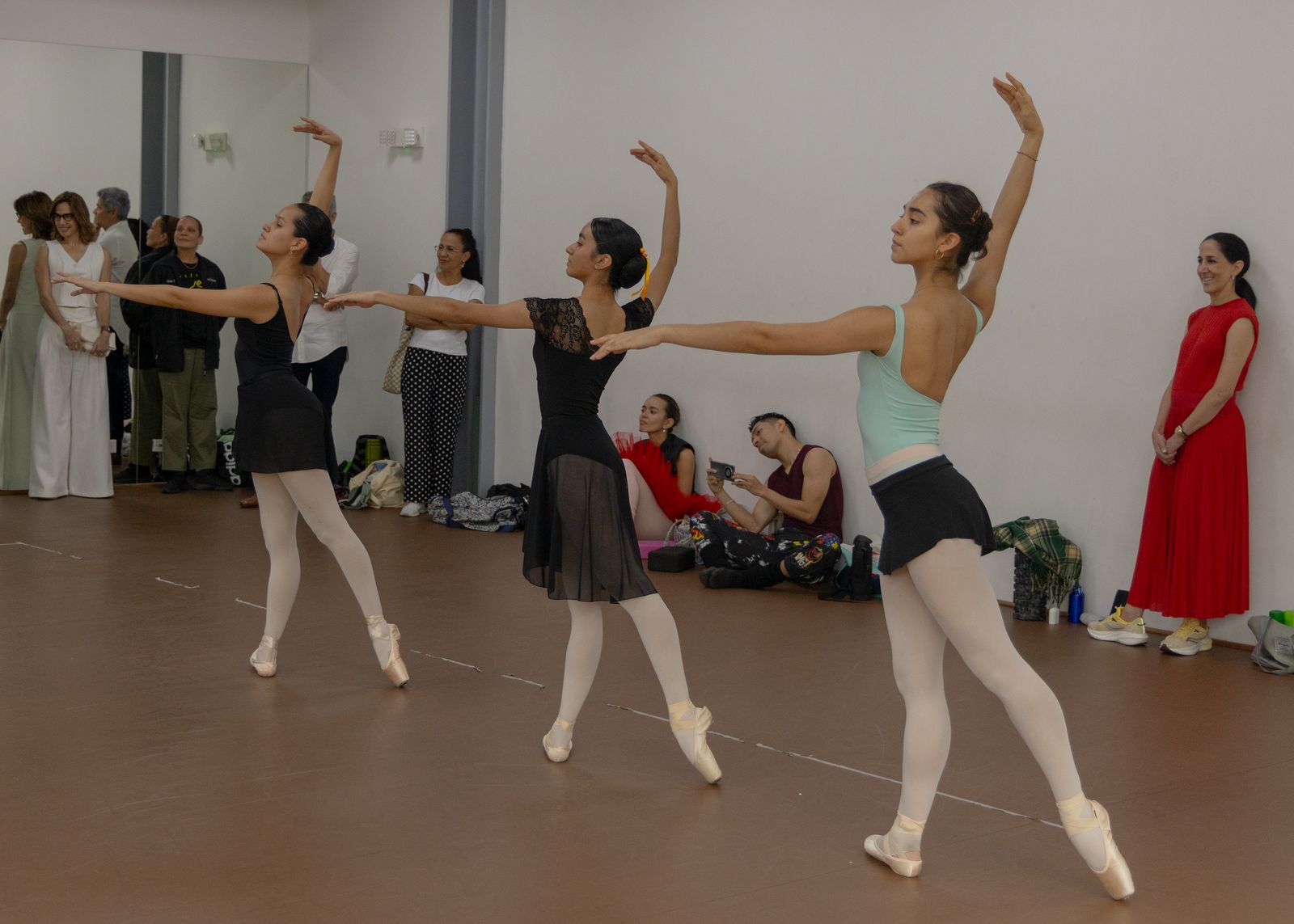 Las asistentes tuvieron la oportunidad de presenciar un ensayo del Ballet Nacional. Foto: Cortesía